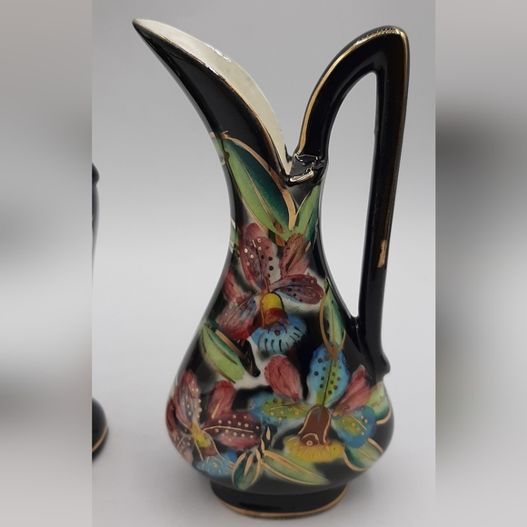 Vintage Hand Painted Porcelain Ceramic Art Little Vases Gold Trim Japan 5" Tall - Picture 3 of 10